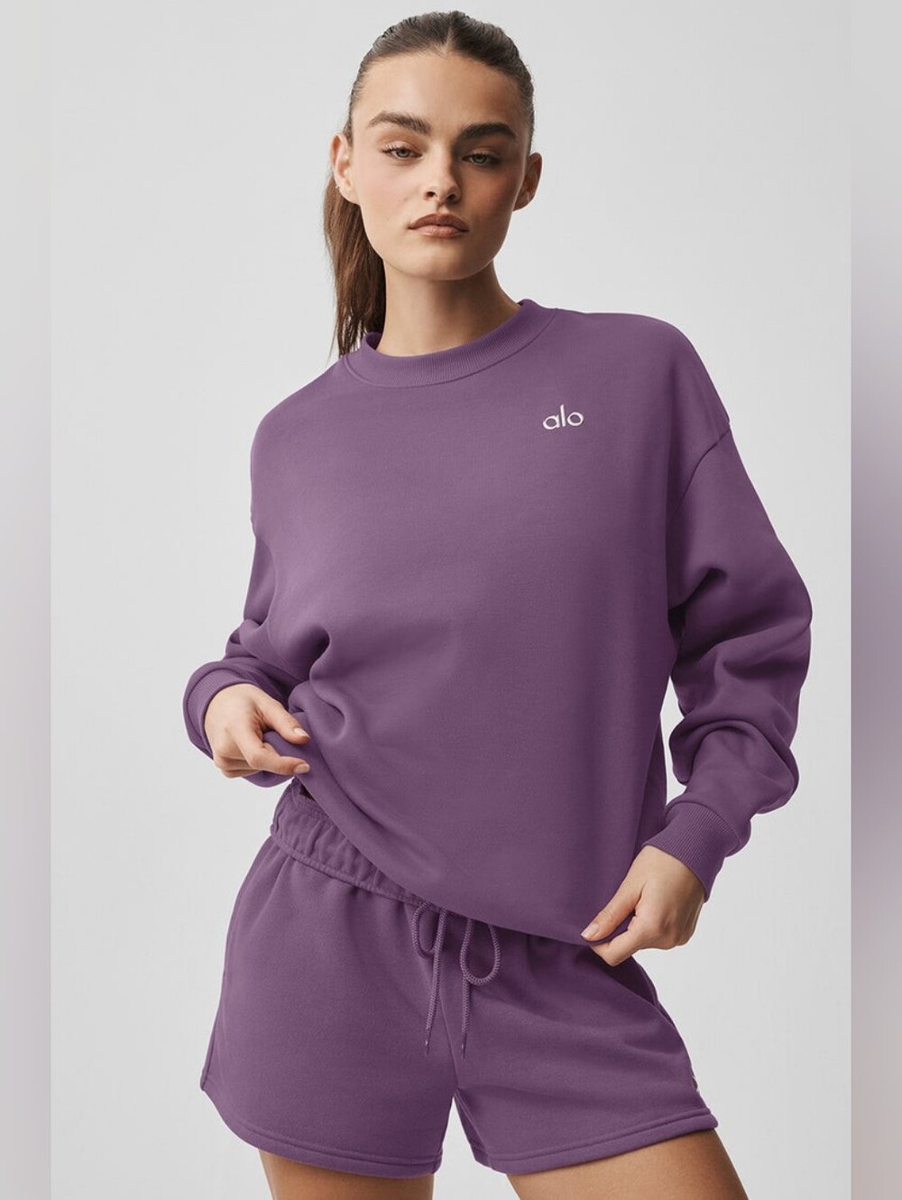 Alo Yoga Accolade Crew Neck Sweatshirt
